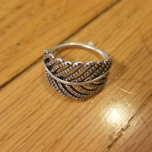 Pandora feather ring